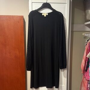 Michael Kors Elegant Black Lace Sleeve Dress